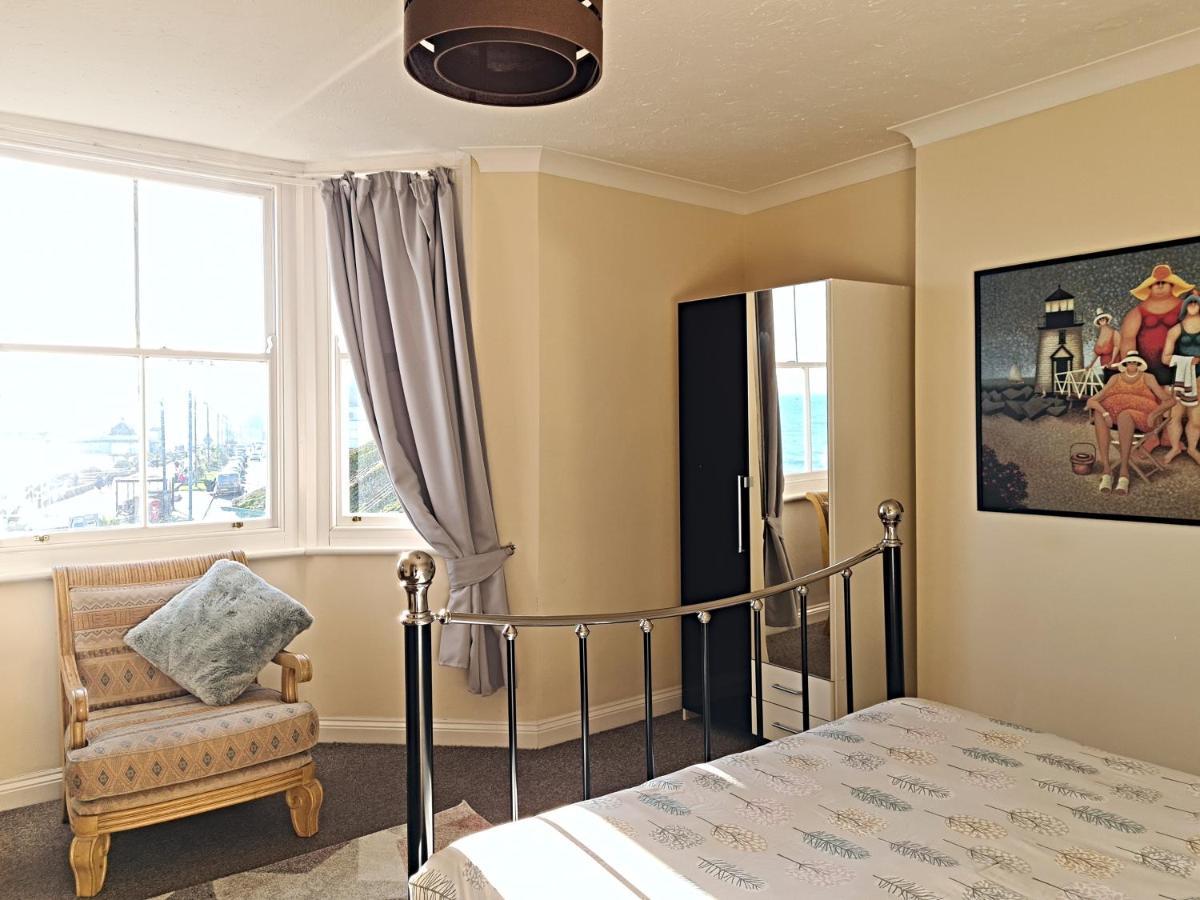 Flat 4, Den House Apartment Тинмут Екстериор снимка